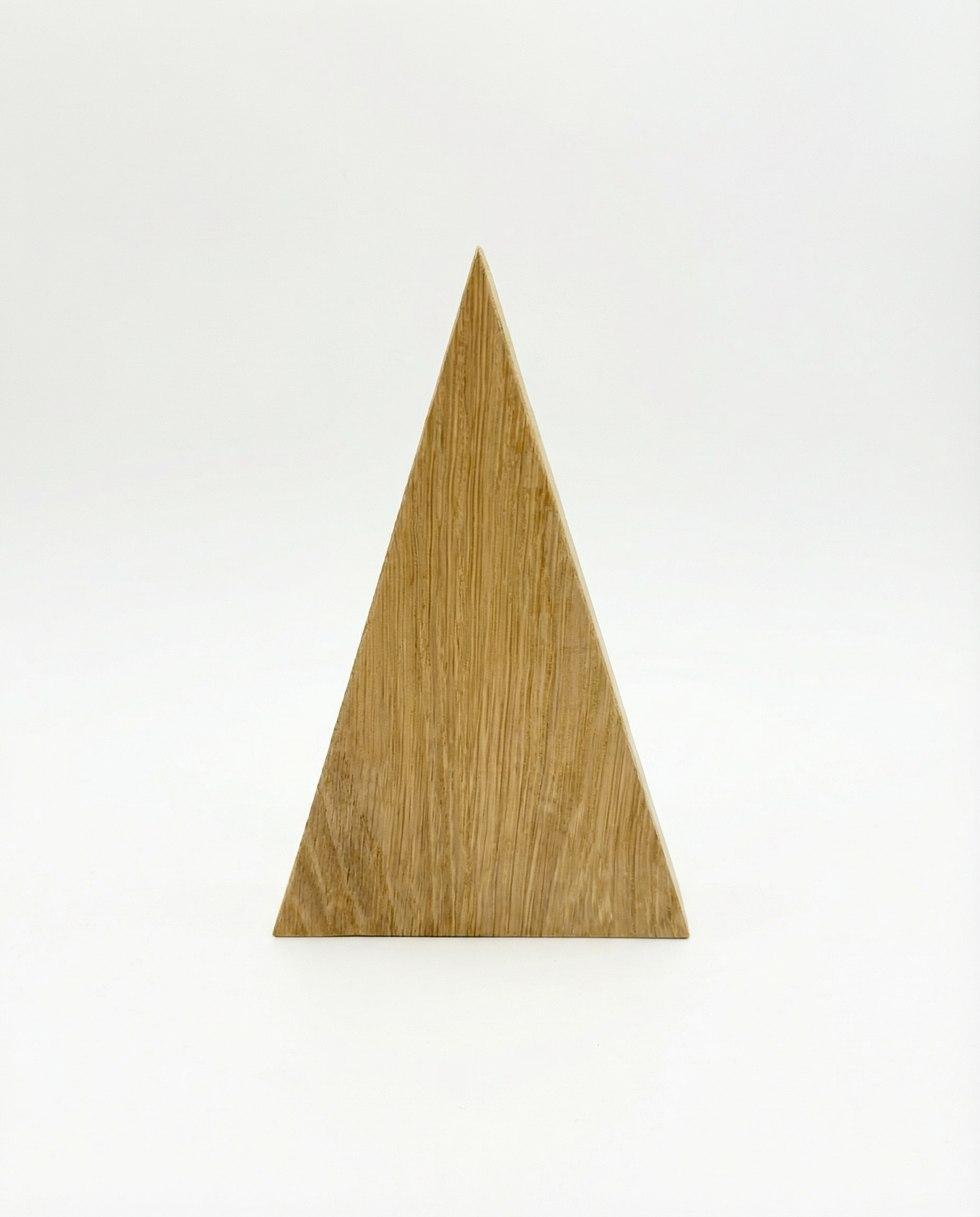 Dreieckstanne aus Eiche